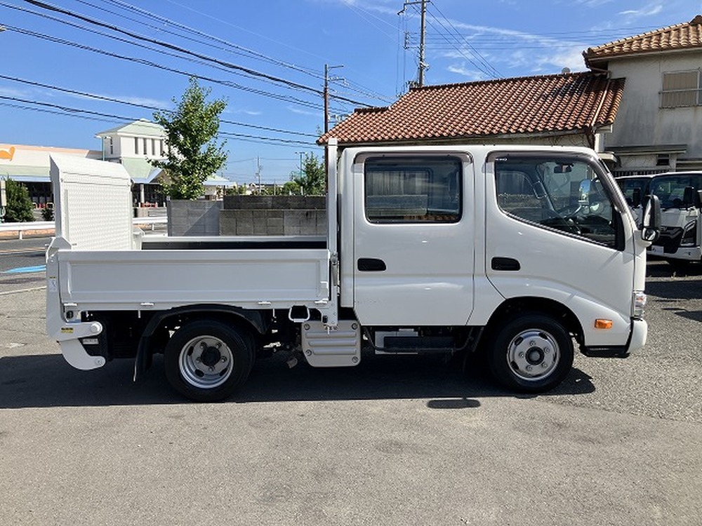 日野　デュトロ