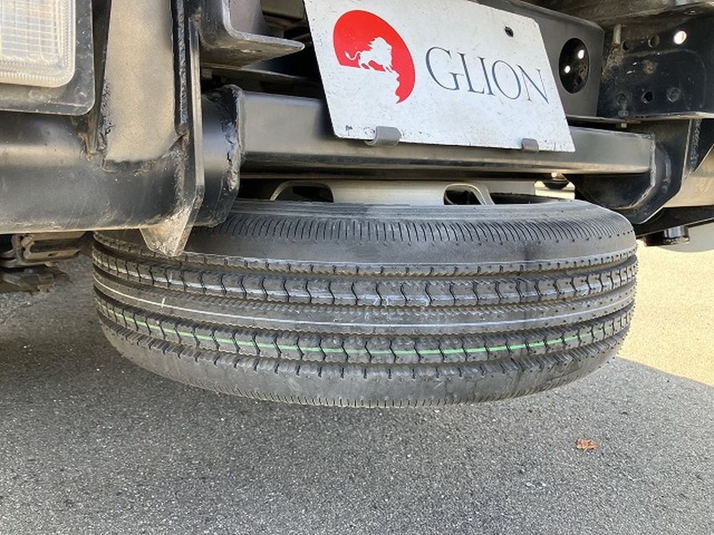 日野　デュトロ
