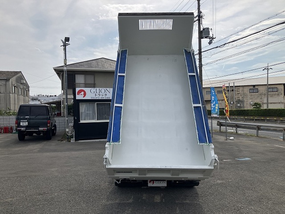 日野　デュトロ