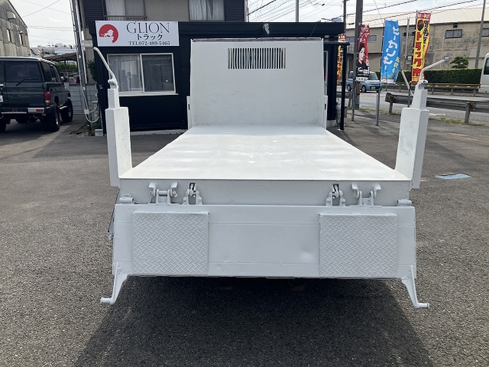 日野　デュトロ