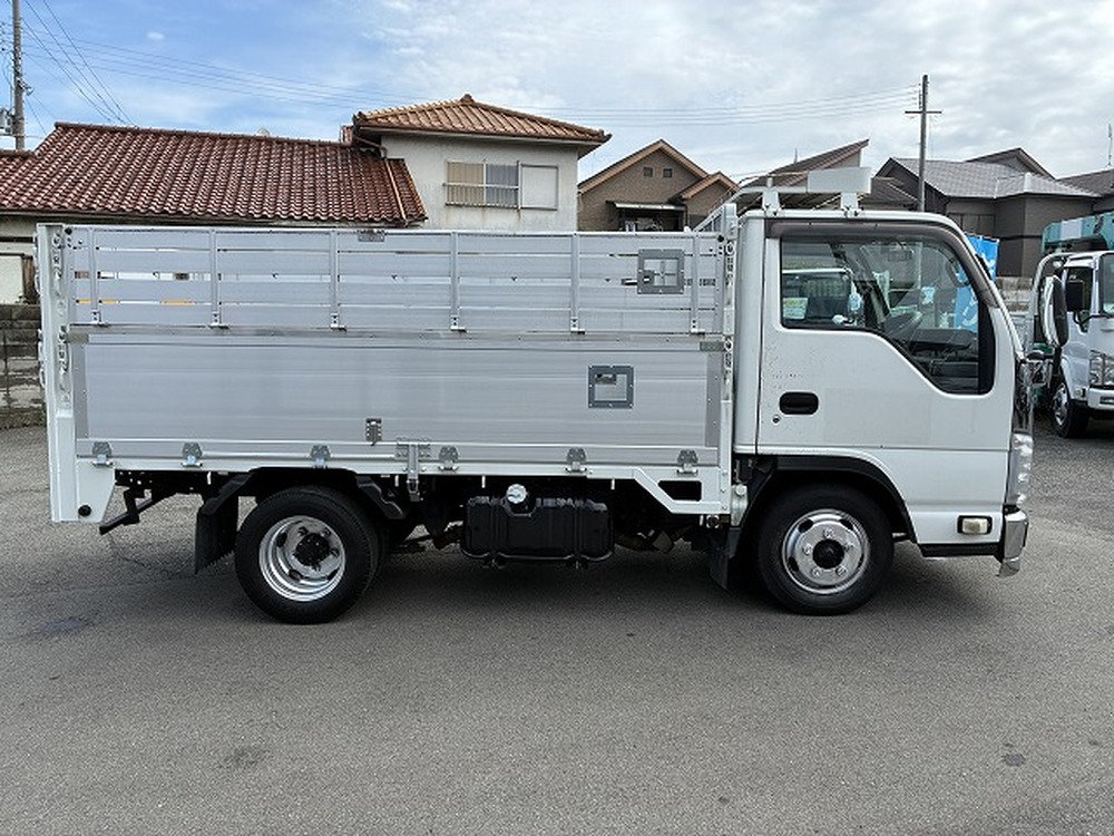 いすゞ　エルフ