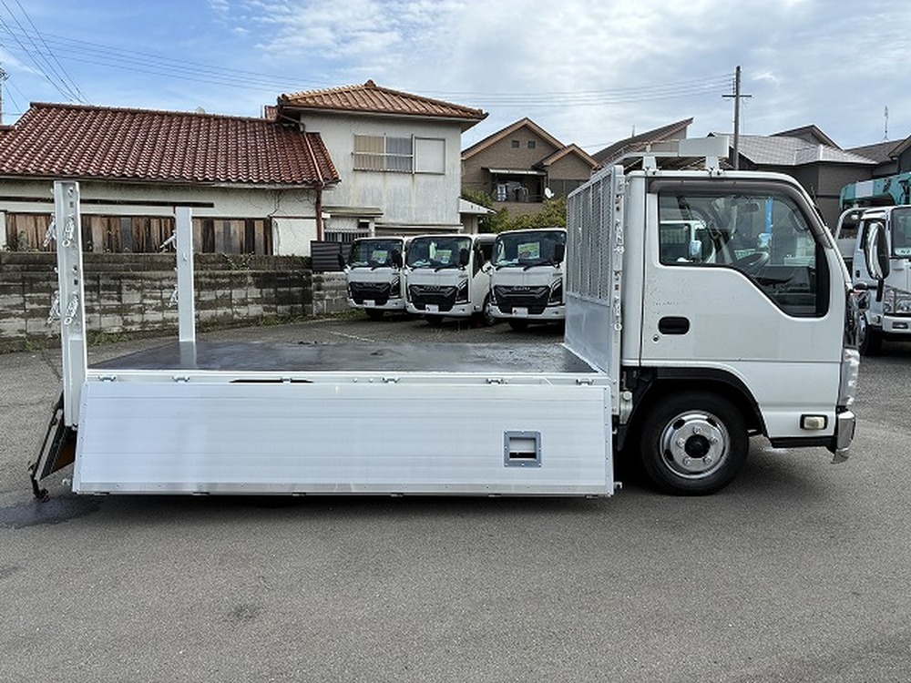 いすゞ　エルフ