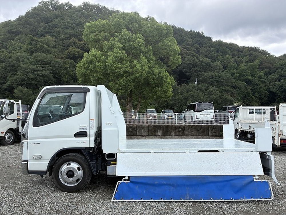 三菱ふそう　キャンター
