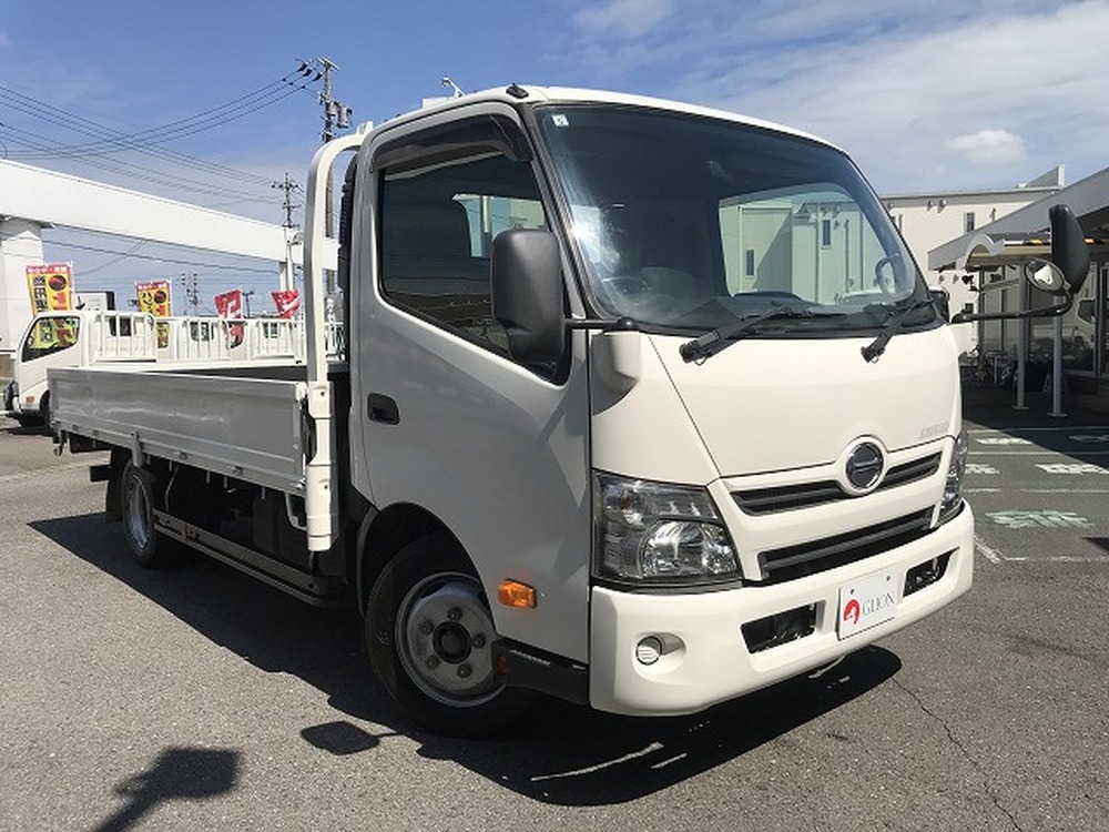 日野　デュトロ