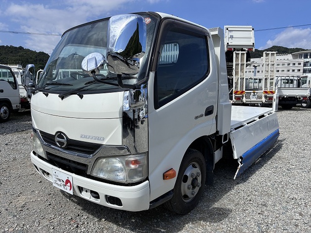 日野　デュトロ