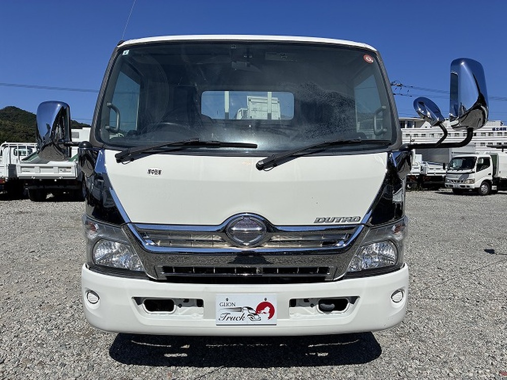 日野　デュトロ