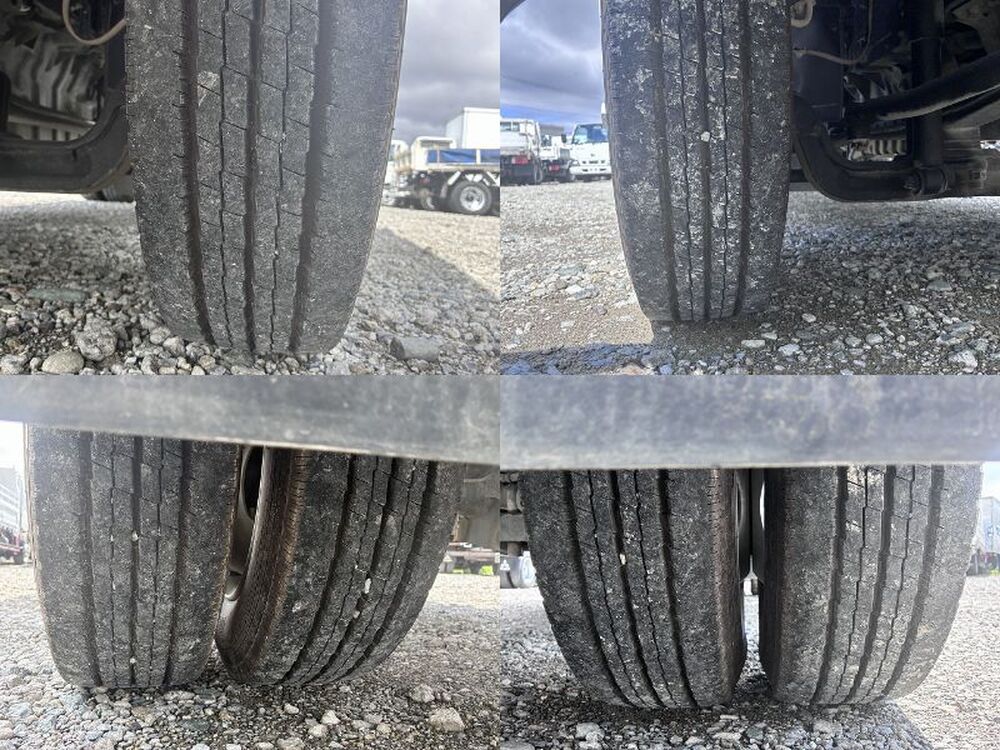 日野　デュトロ