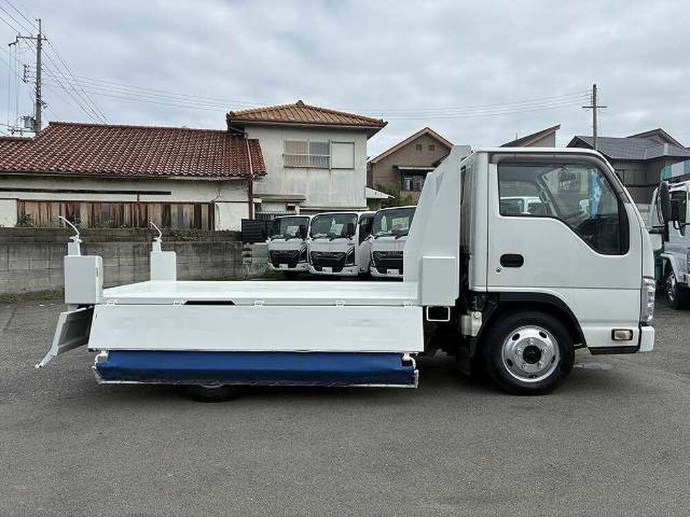 いすゞ　エルフ