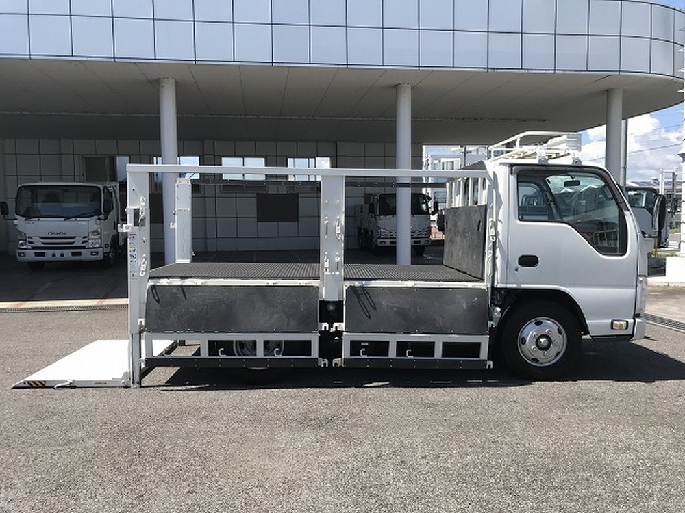 いすゞ　エルフ