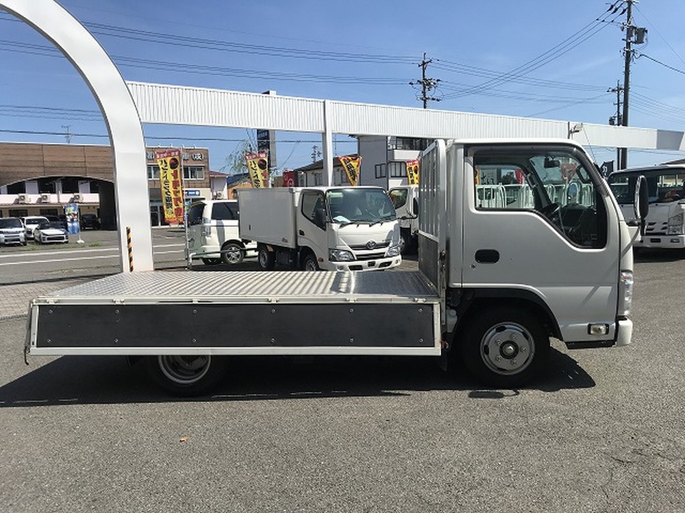 いすゞ　エルフ