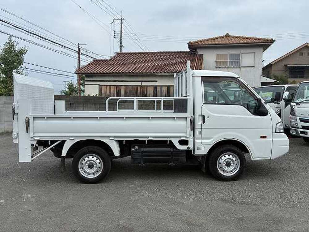 日産　バネットトラック