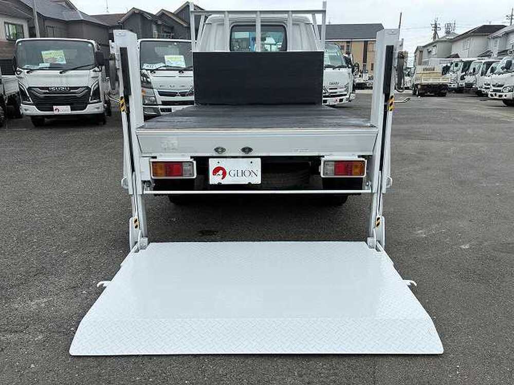 日産　バネットトラック