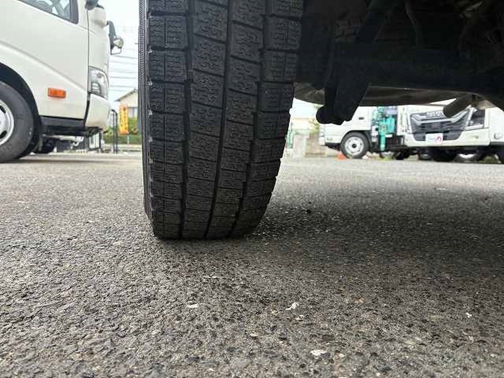 日産　バネットトラック