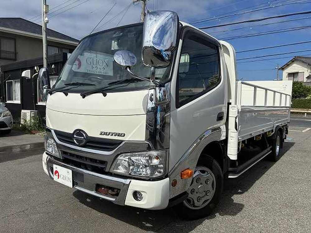 日野　デュトロ