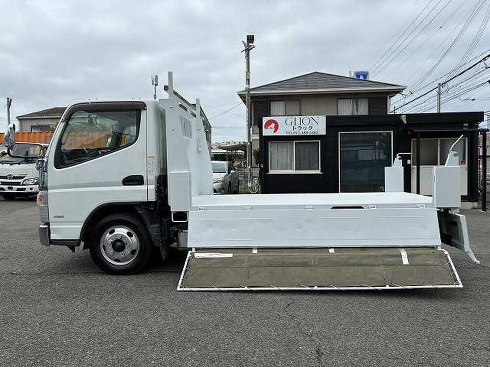 三菱ふそう　キャンター