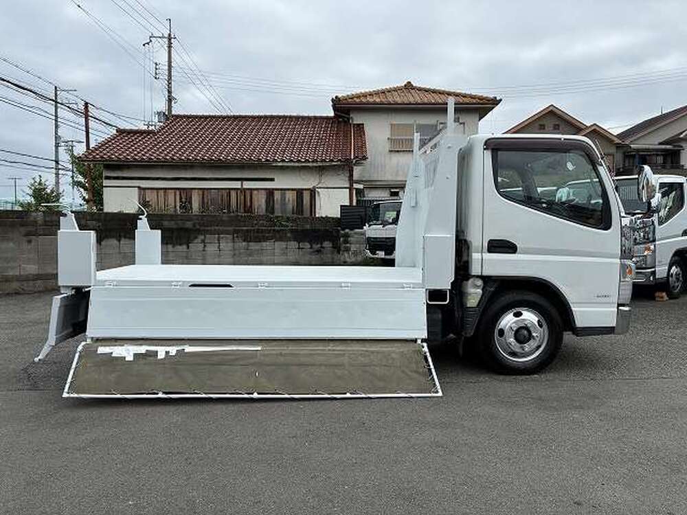 三菱ふそう　キャンター