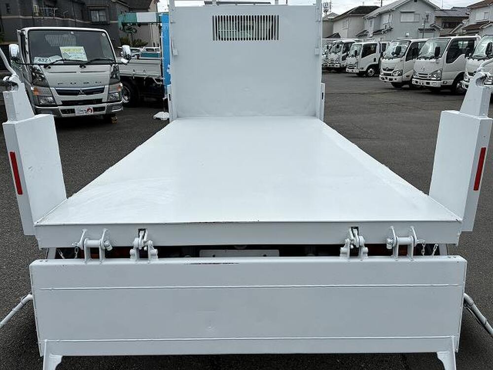 三菱ふそう　キャンター