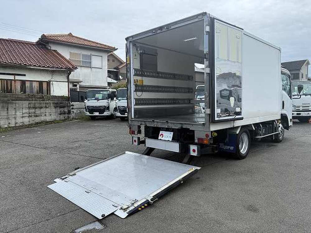 いすゞ　エルフ
