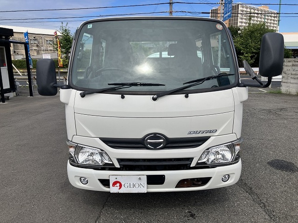 日野　デュトロ