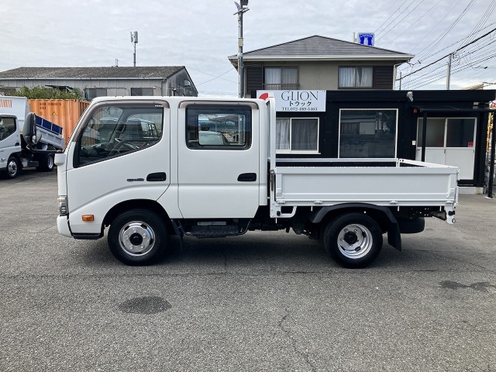 日野　デュトロ
