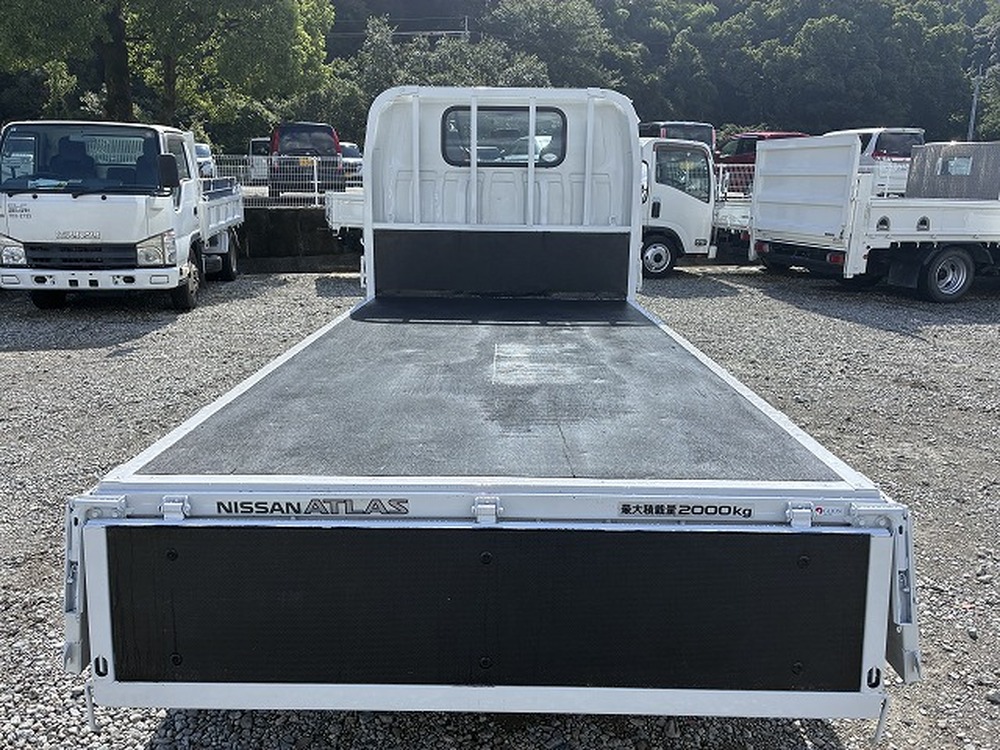 日産　アトラストラック