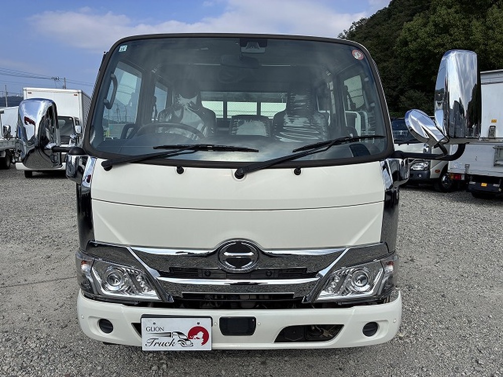 日野　デュトロ