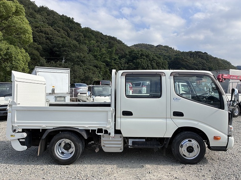 日野　デュトロ