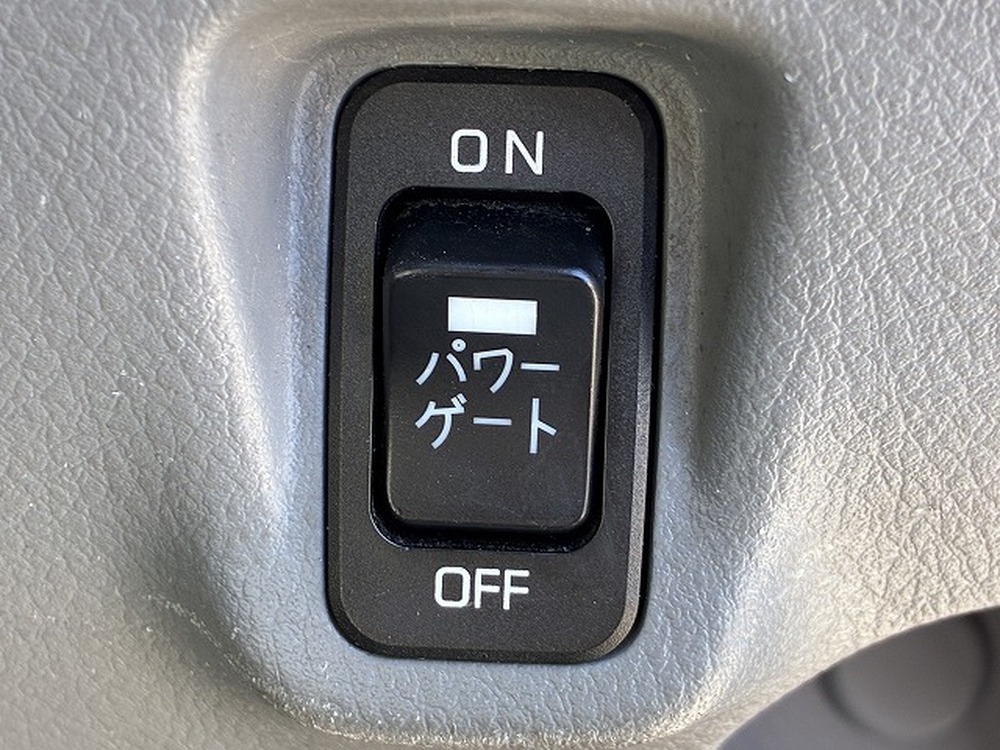 日野　デュトロ