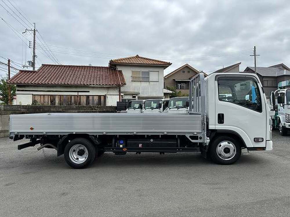日産　アトラストラック