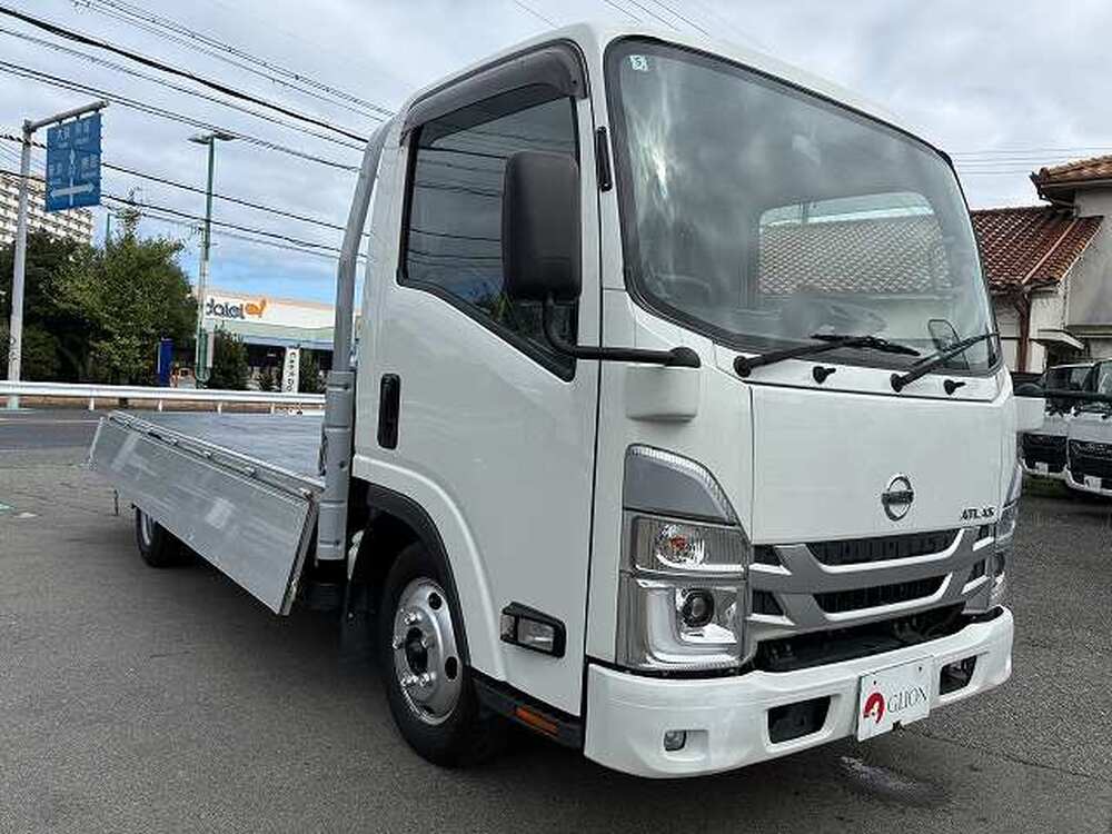 日産　アトラストラック