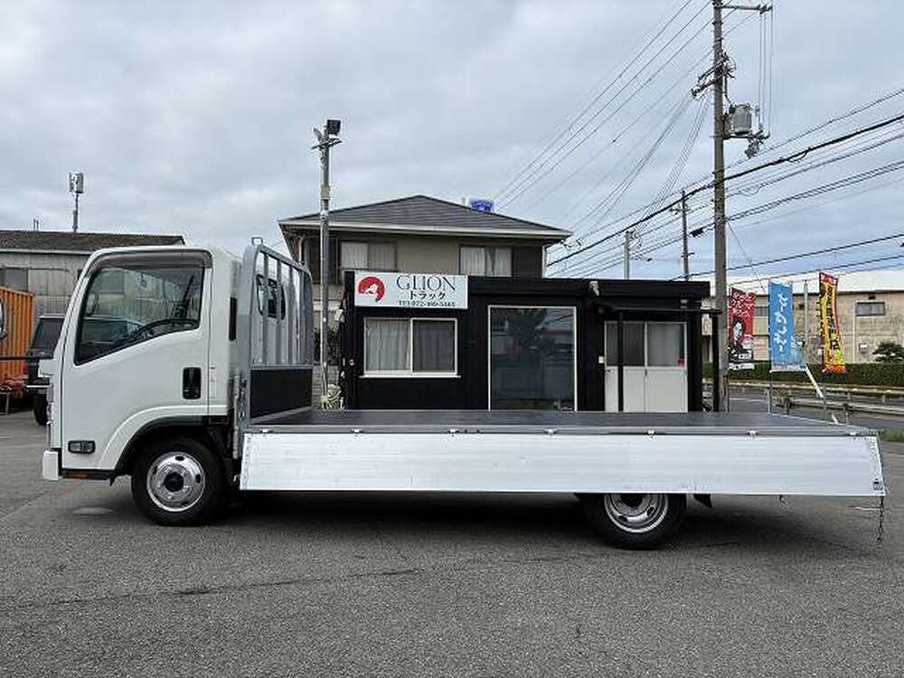 日産　アトラストラック