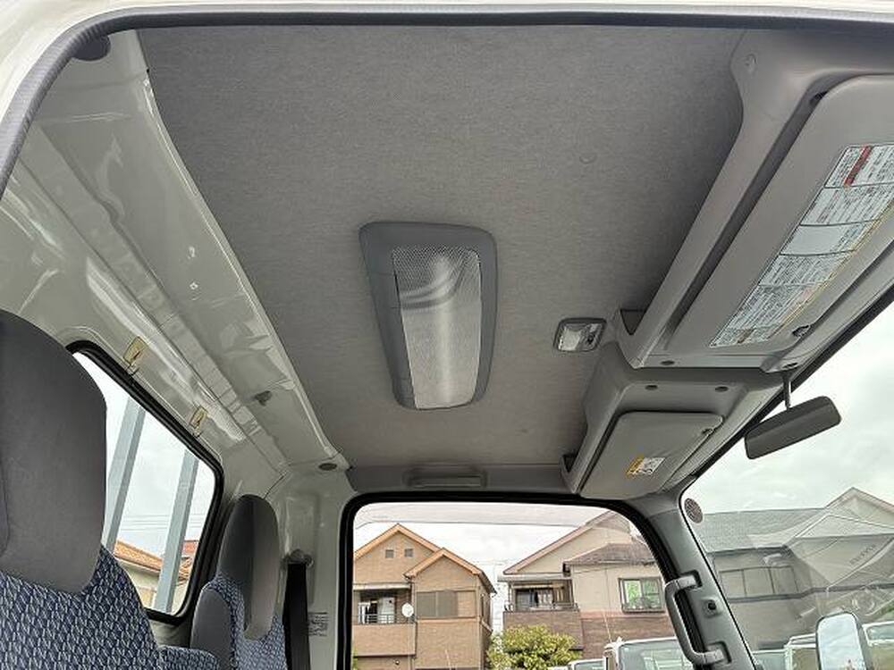 日産　アトラストラック