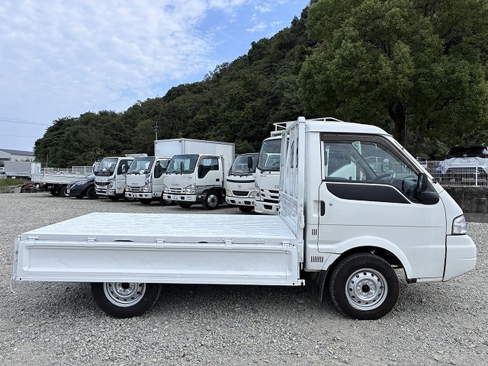 日産　バネットトラック