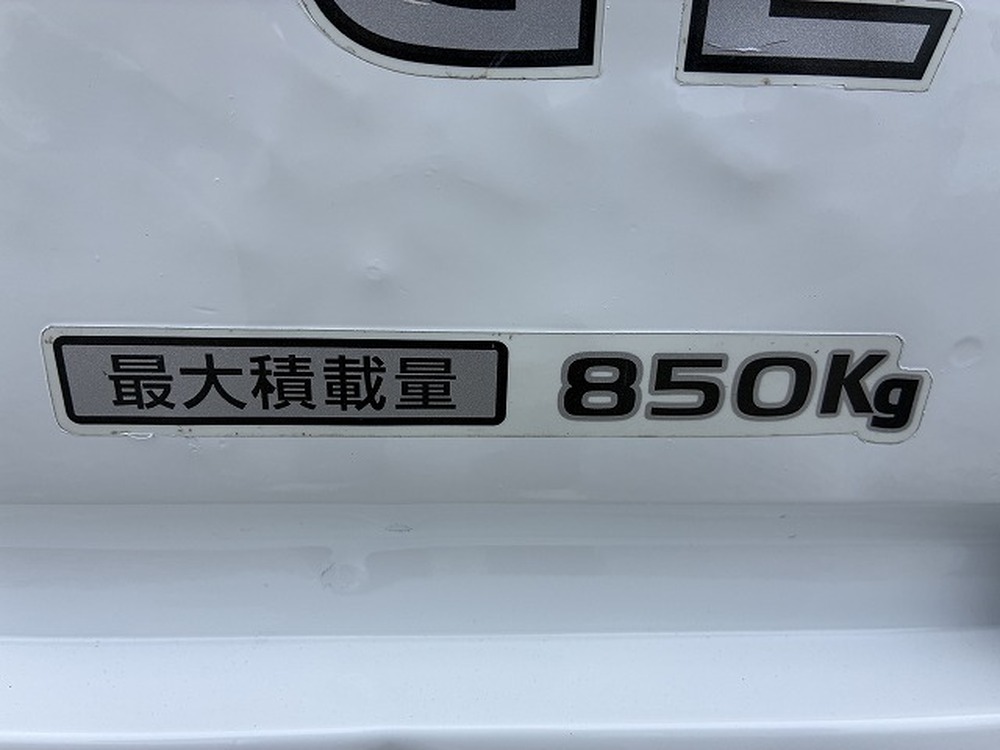 日産　バネットトラック