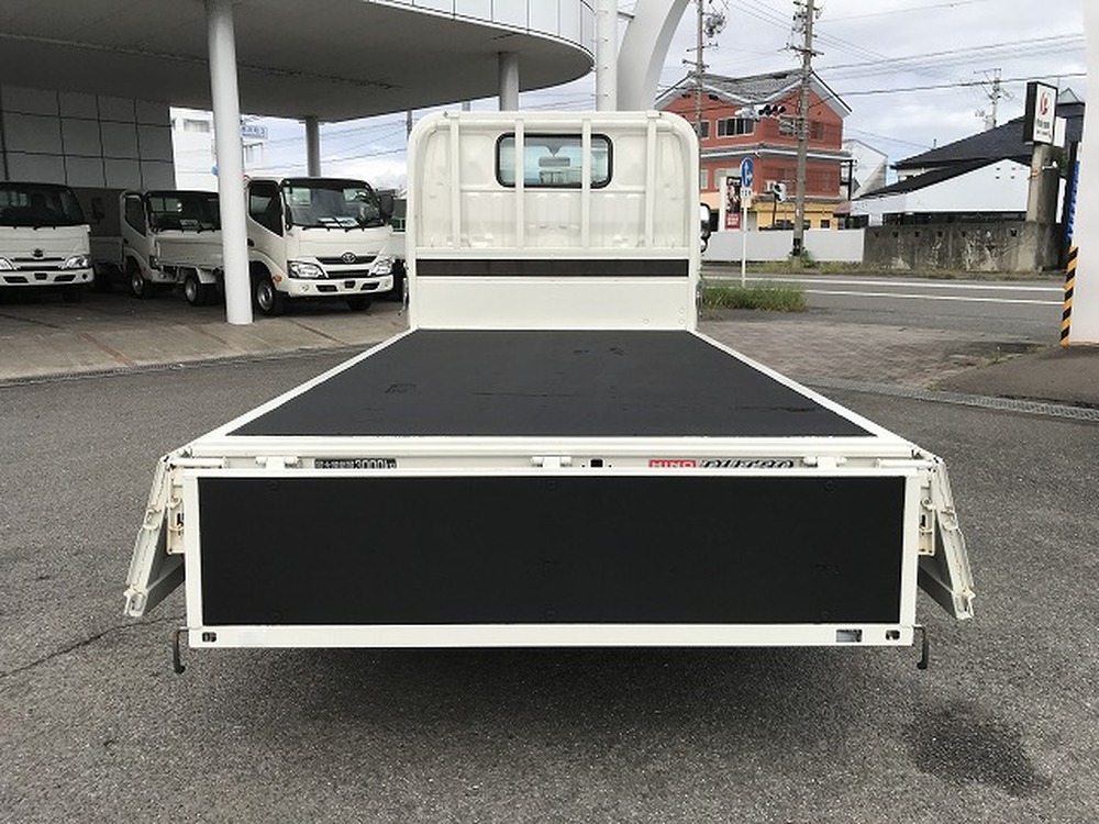 日野　デュトロ
