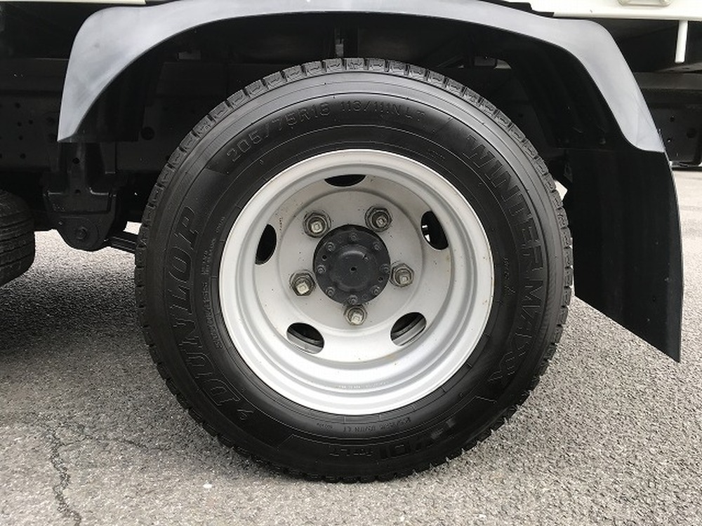 日野　デュトロ