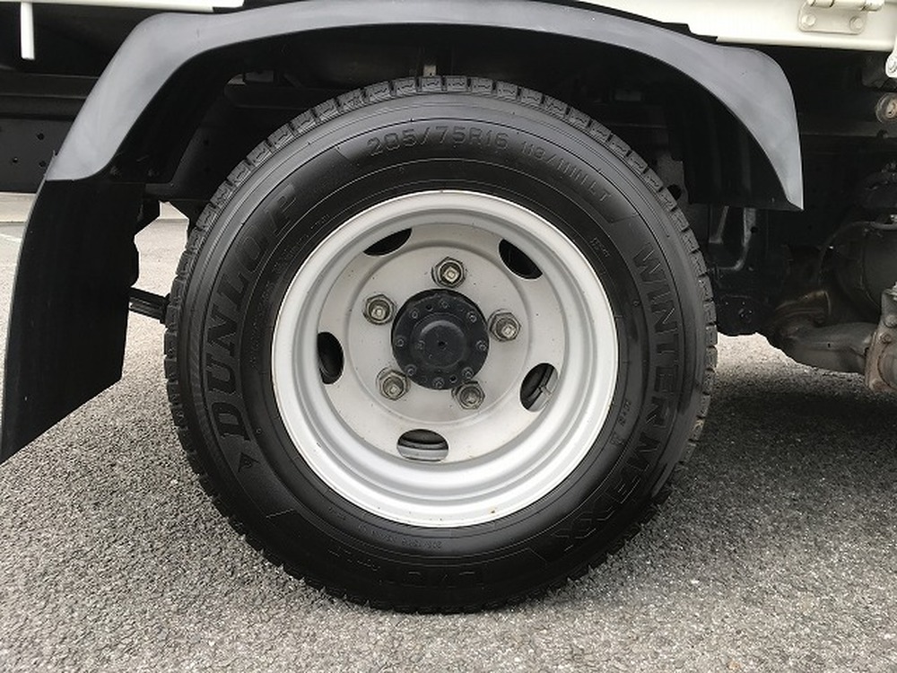 日野　デュトロ