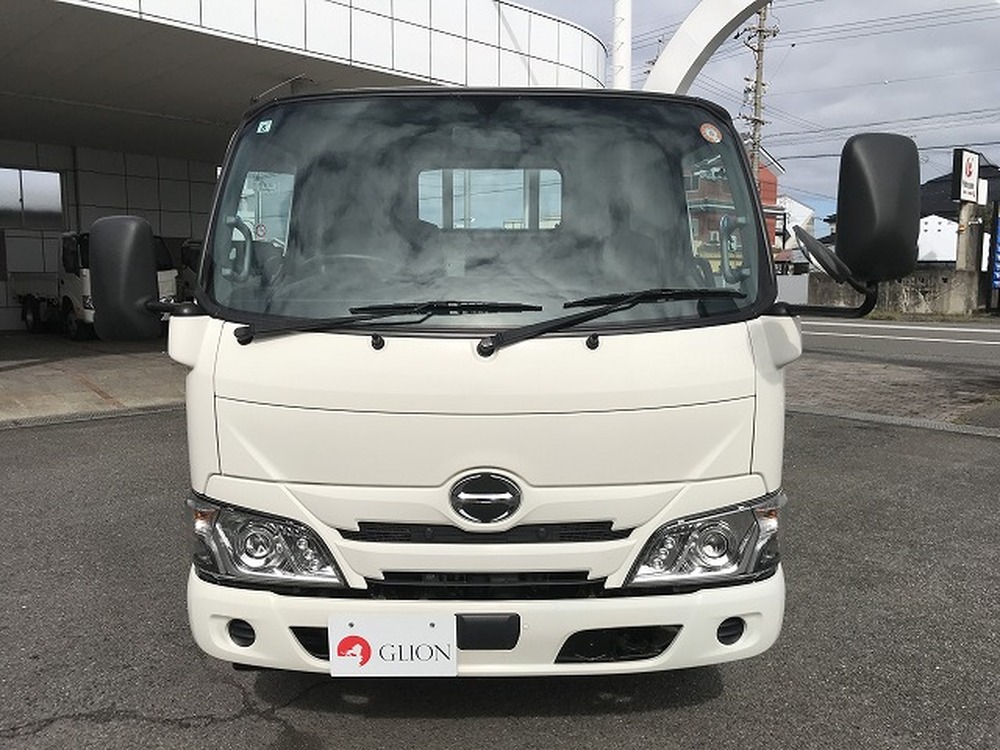日野　デュトロ