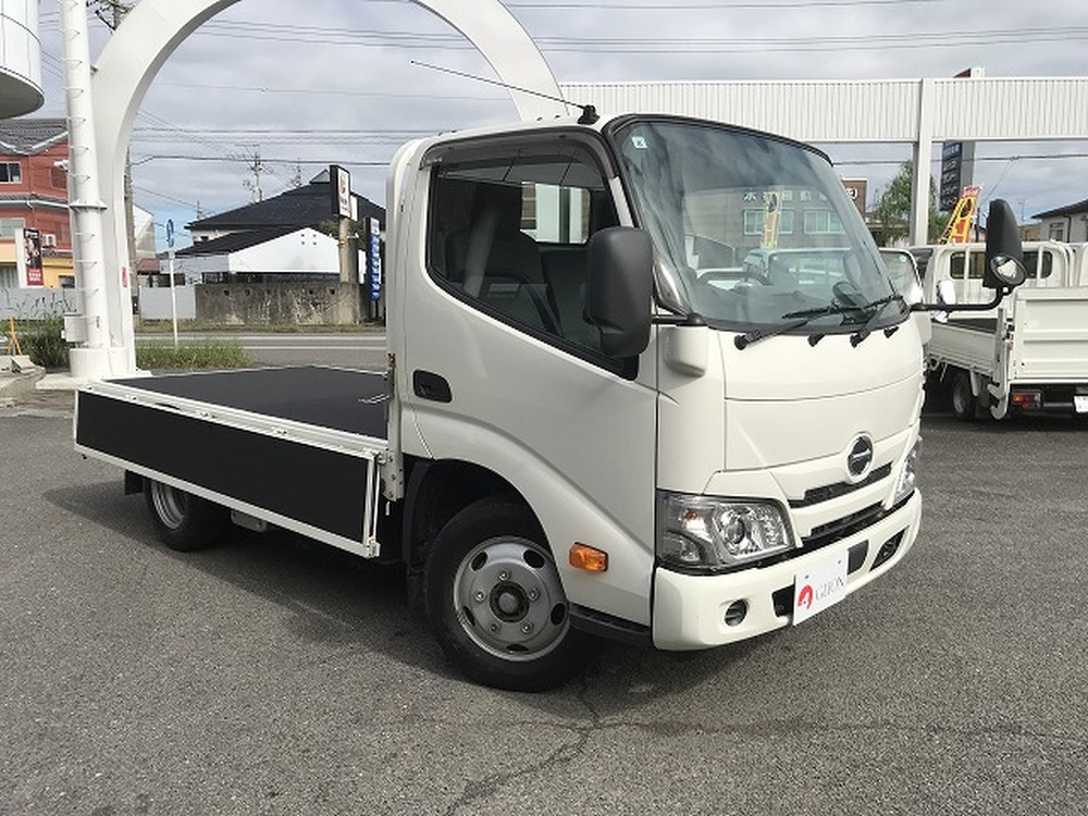 日野　デュトロ