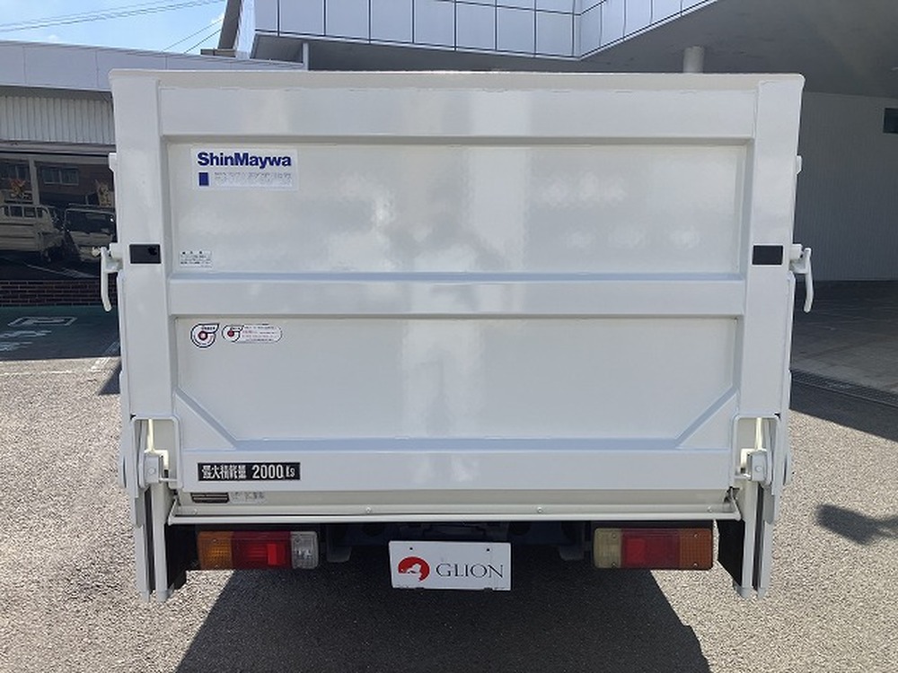 日野　デュトロ