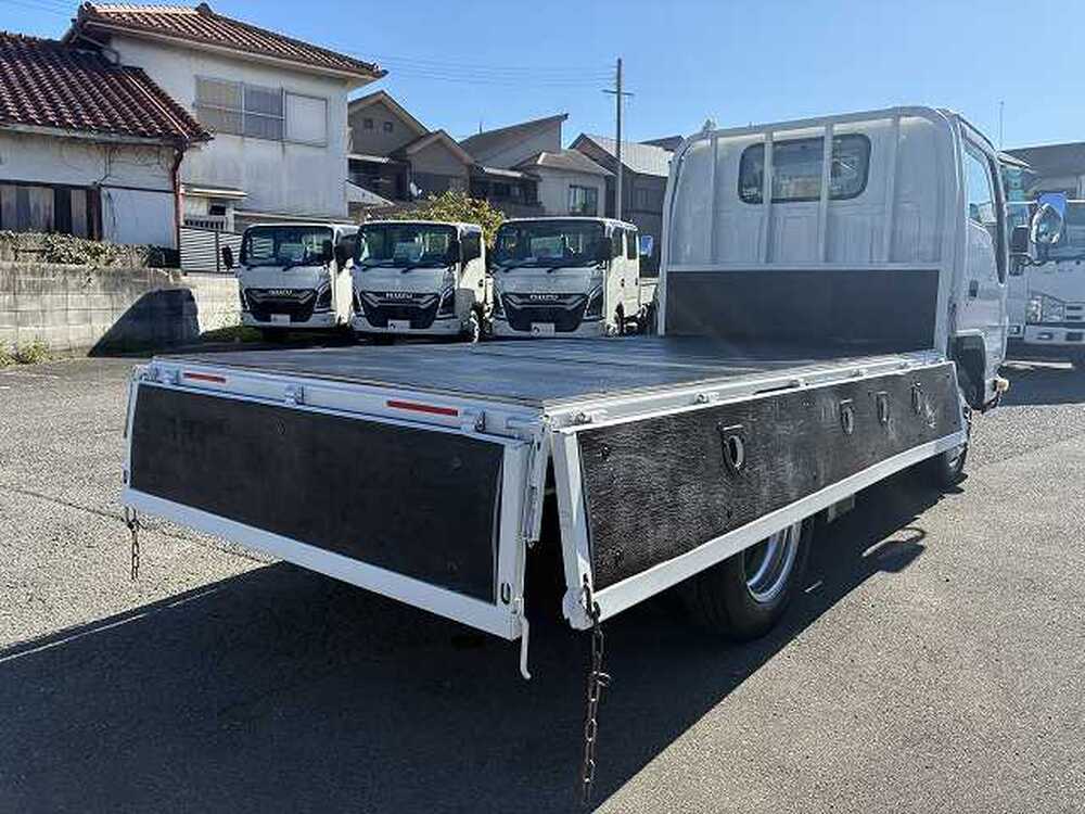 いすゞ　エルフ