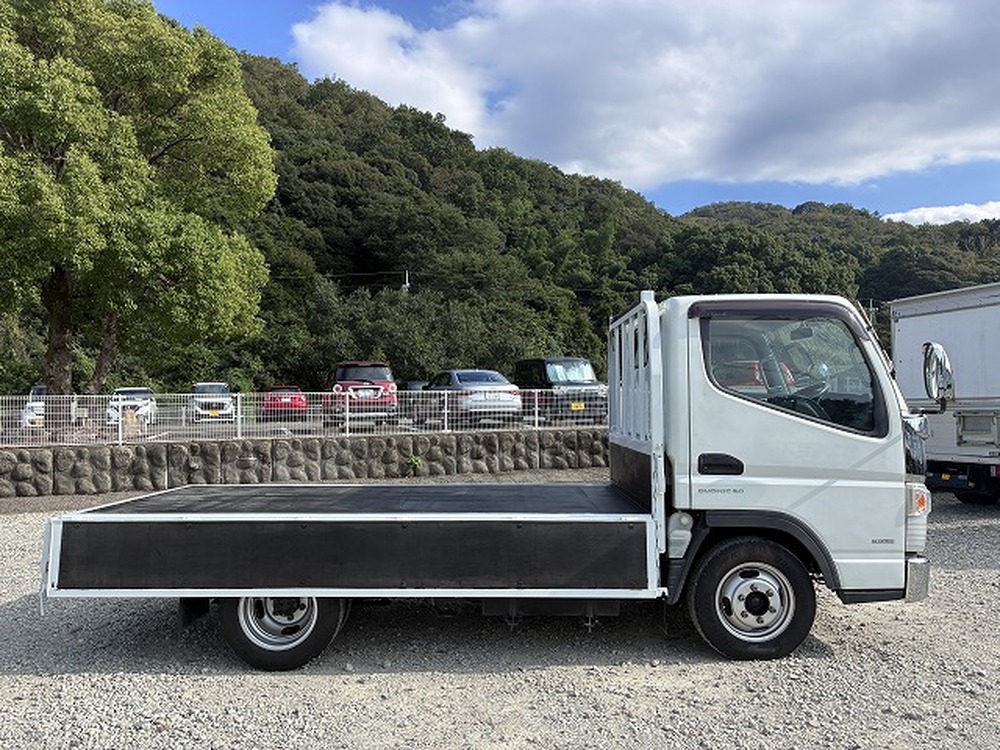 三菱ふそう　キャンター