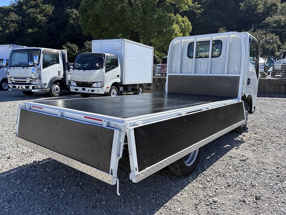 いすゞ　エルフ