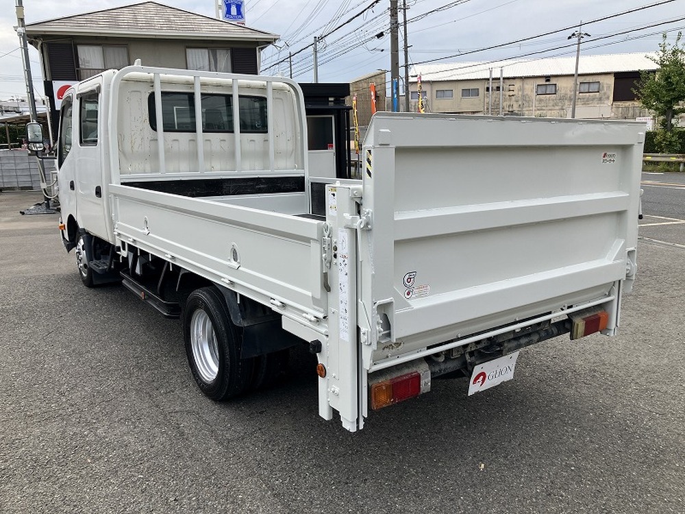 日野　デュトロ
