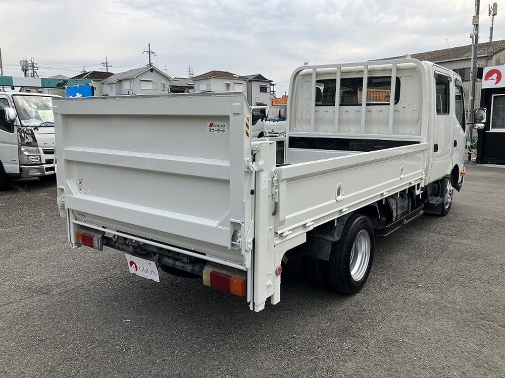 日野　デュトロ