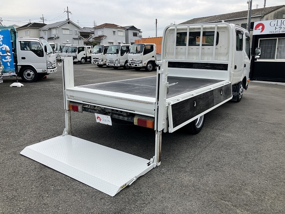 日野　デュトロ