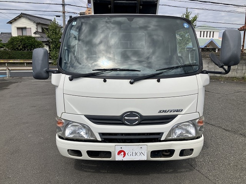 日野　デュトロ