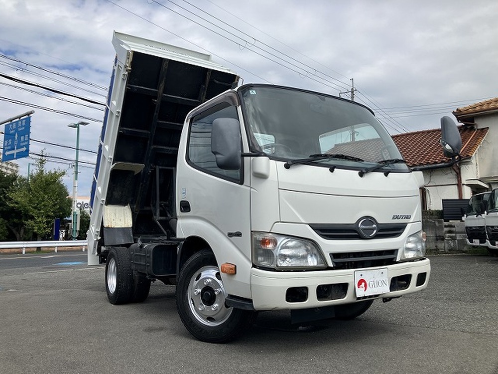 日野　デュトロ