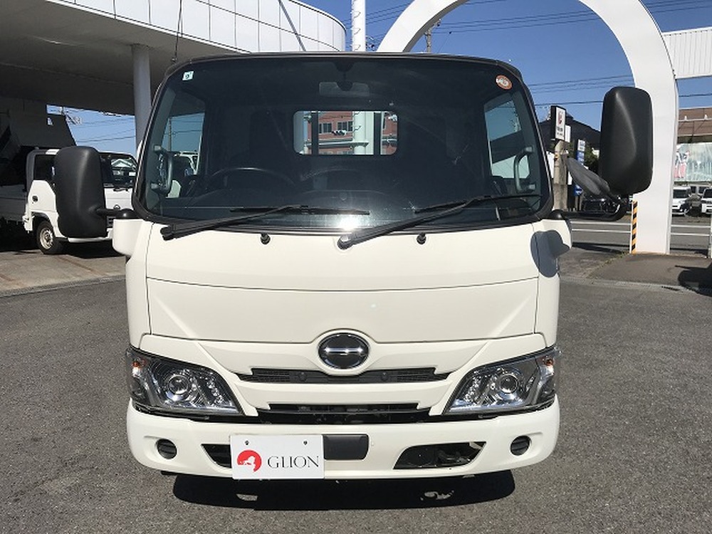 日野　デュトロ