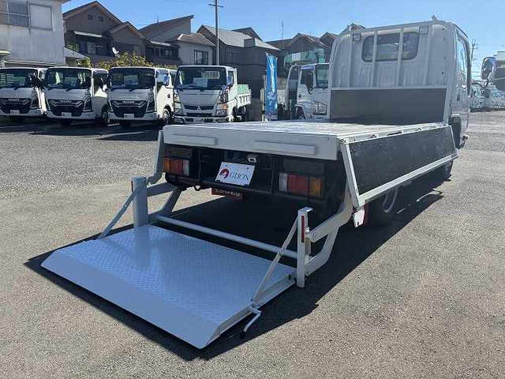 いすゞ　エルフ